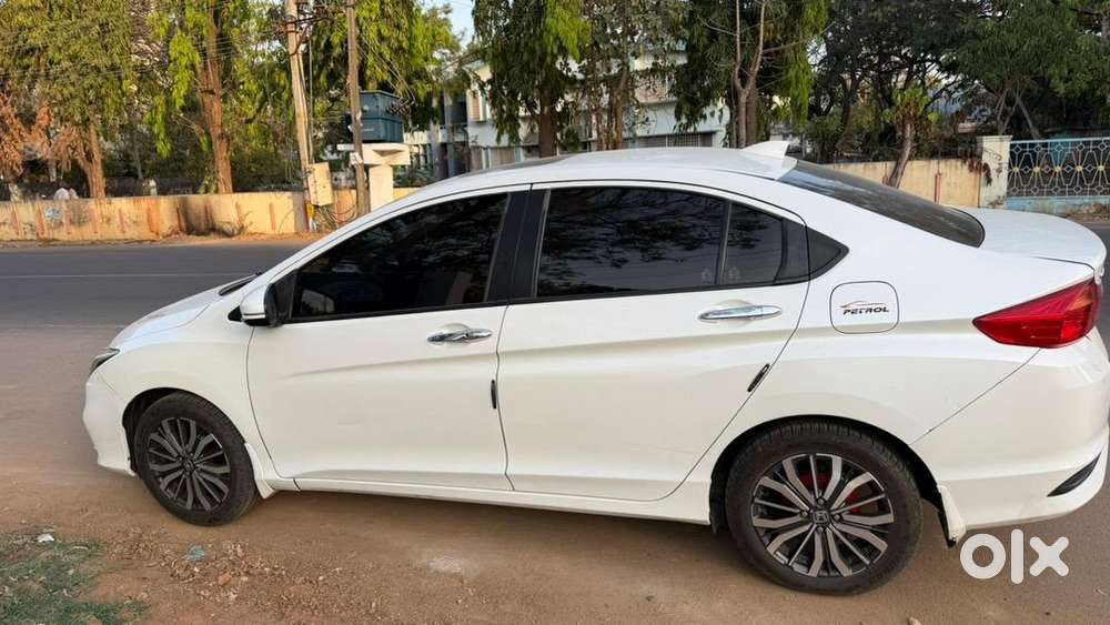 Honda City 2018 Petrol Well Maintained