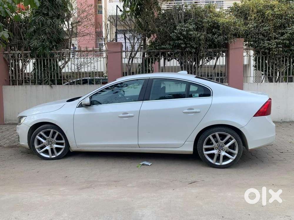 Volvo S60 2017 Diesel Well Maintained