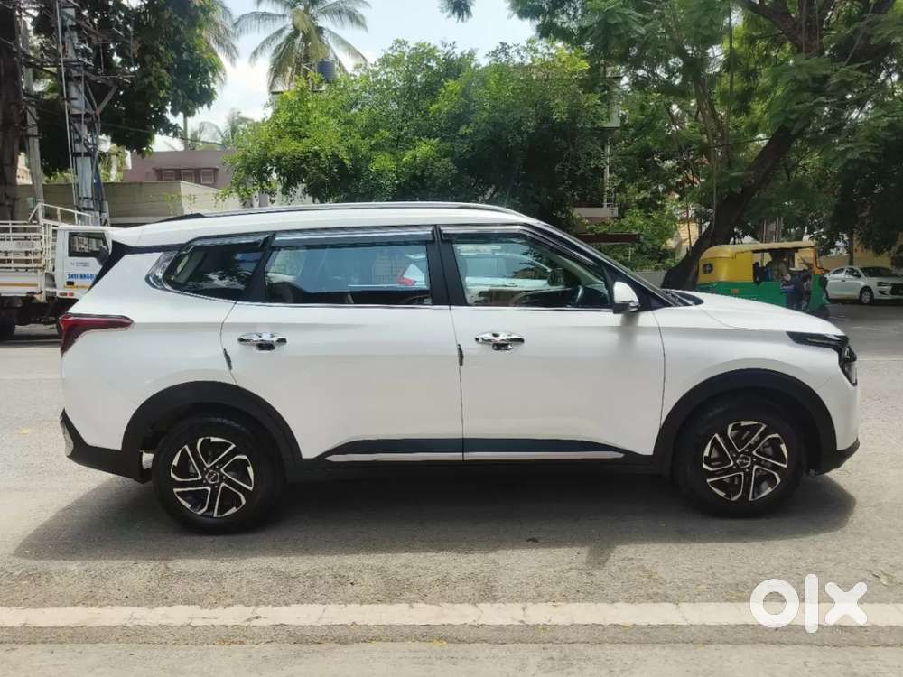 Kia Carens 1.4 Luxury Plus 6 Str, 2022, Petrol