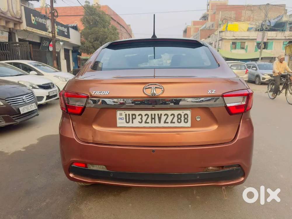 Tata Tigor Petrol 2017 Drive