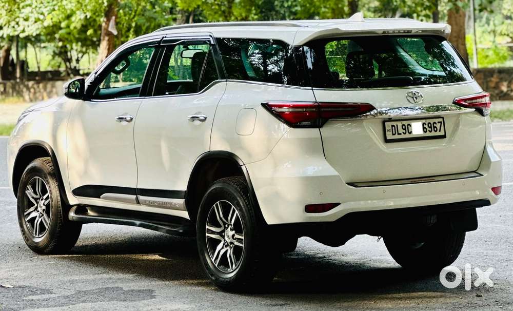 Toyota Fortuner 4x2 At 2.7 Petrol, 2022, Petrol