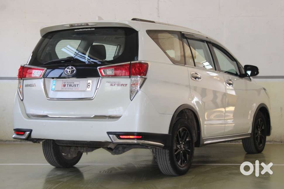 Toyota Innova Crysta Touring Sport 2.4 Mt, 2017, Diesel