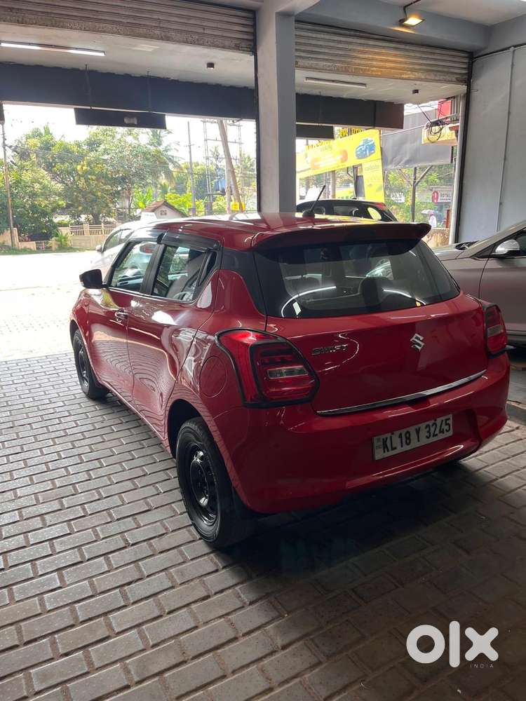 Maruti Suzuki Swift Vxi + Manual, 2019, Petrol