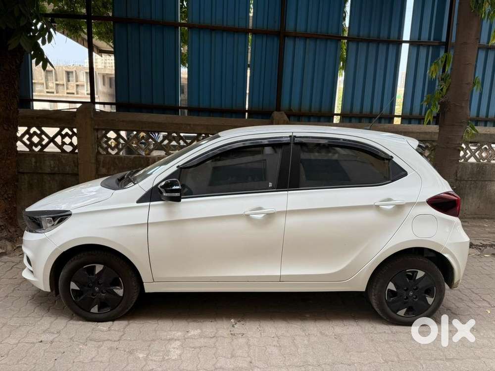 Tata Tiago 2025 Cng & Hybrids 3800 Km Driven