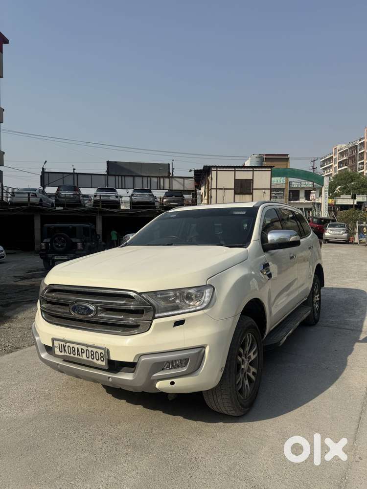 Ford Endeavour 3.2 Titanium At 4x4, 2016, Diesel