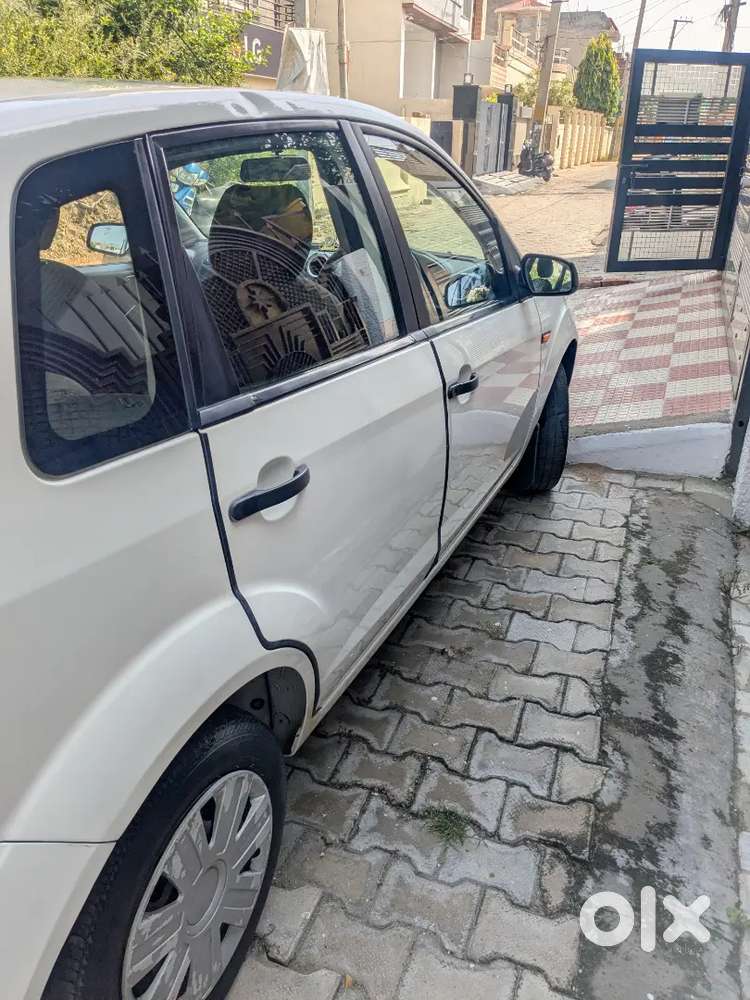 Ford Figo 1.2 Petrol 2014