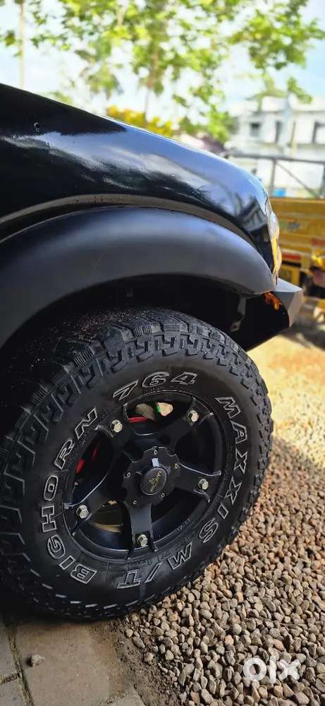 Mahindra Scorpio 2004