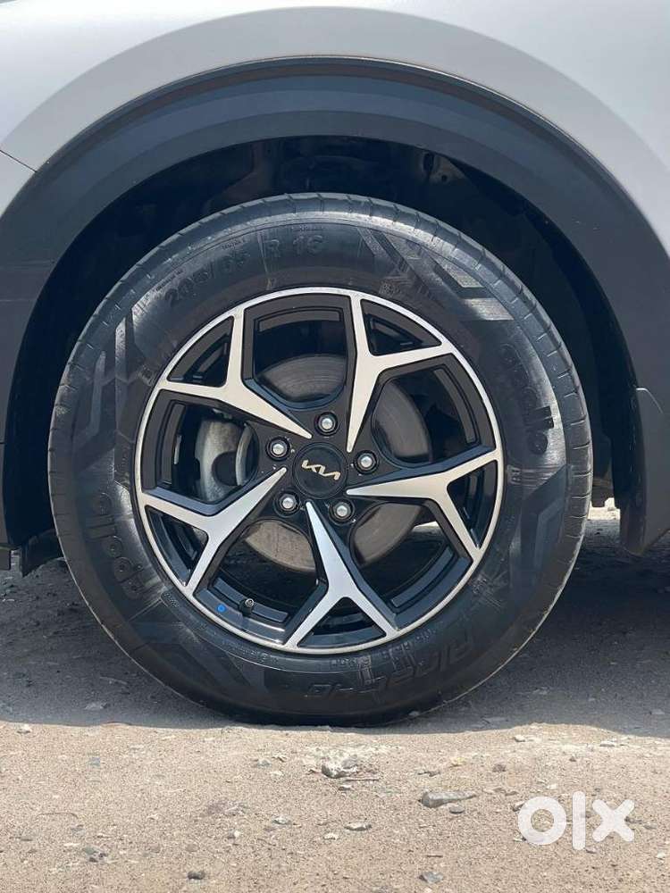 Kia Carens 1.4 Prestige 7 Str, 2023, Petrol