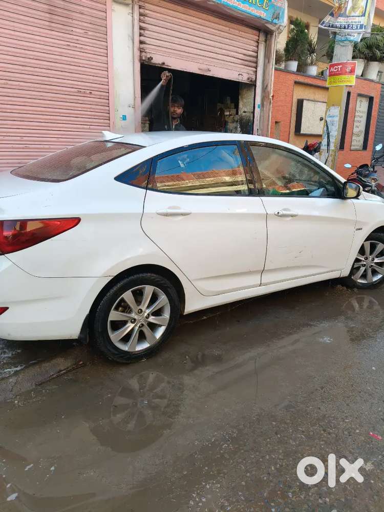 Hundai Verna Car In Very Good Condition