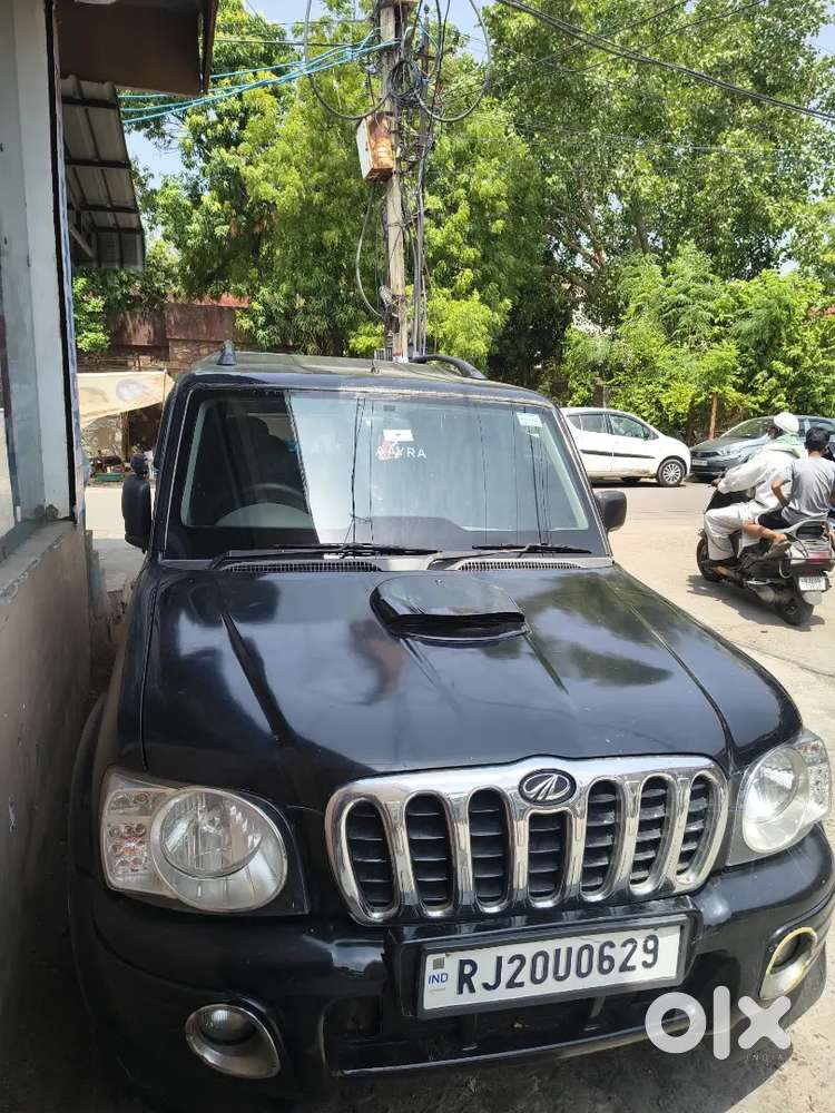 Mahindra Scorpio 2004