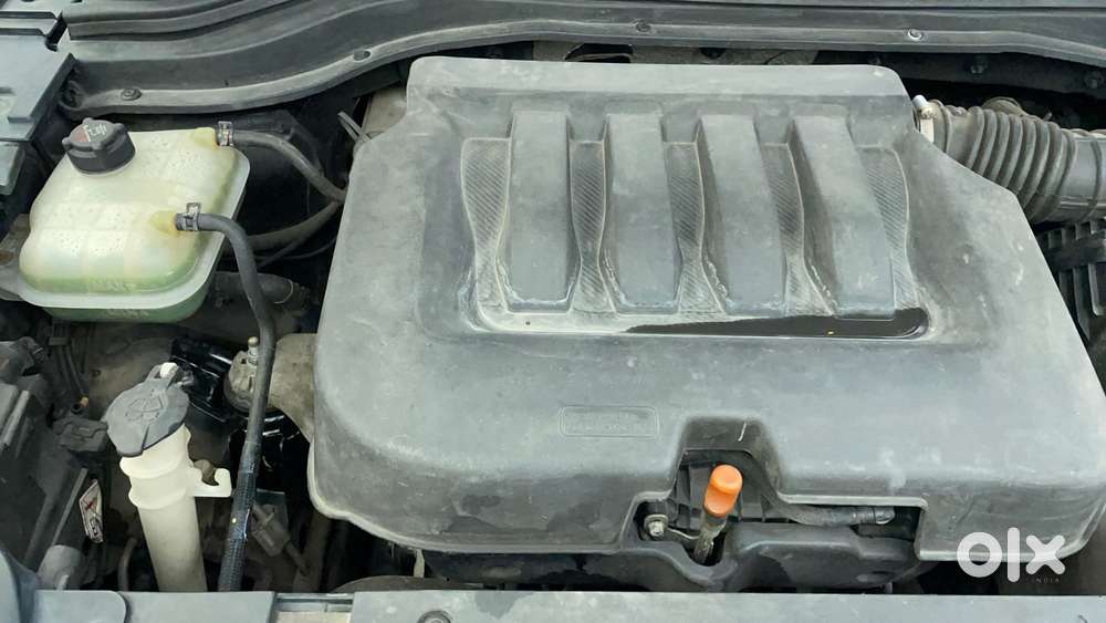 Mahindra Xuv700 2.0 Ax 5 Petrol At Str, 2022, Petrol