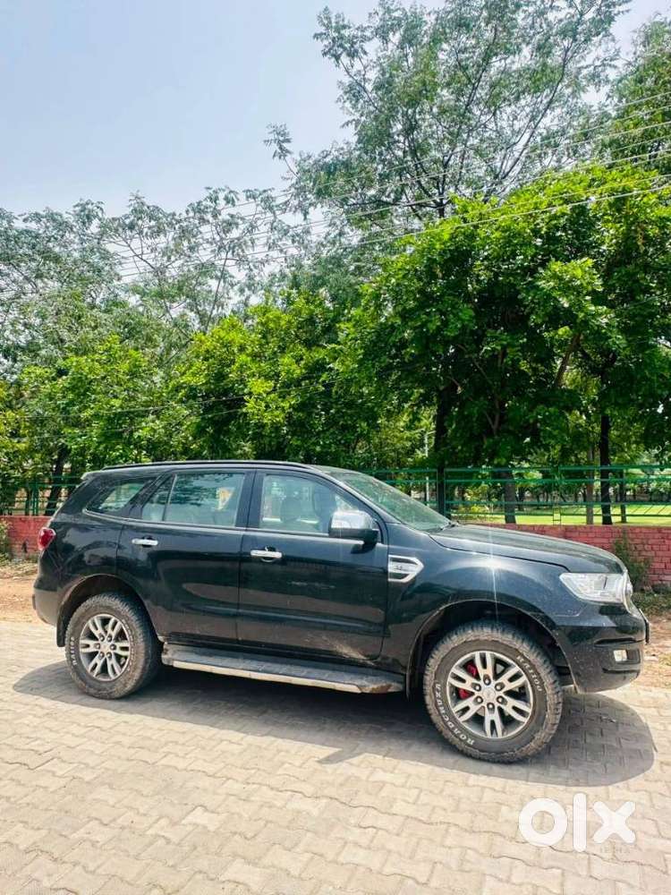 Ford Endeavour 3.2 Titanium At 4x4, 2017, Diesel