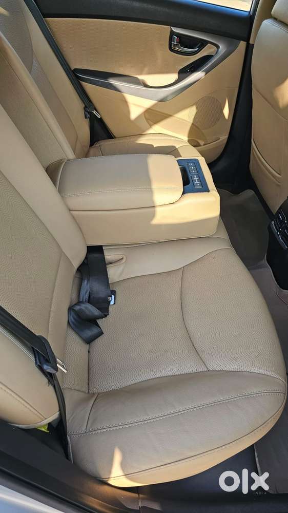 Hyundai Elantra 1.8 Sx Mt, 2014, Petrol