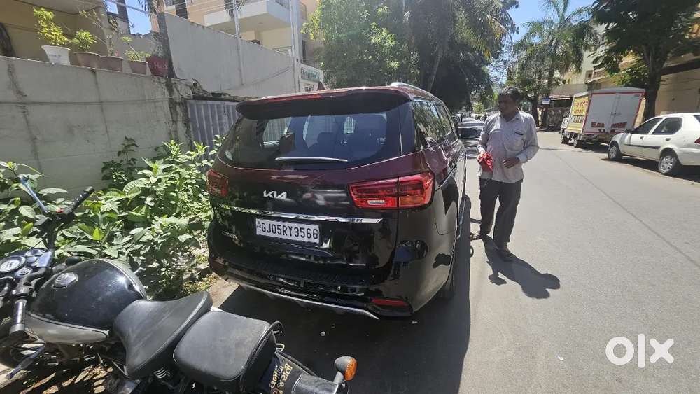 Kia Carnival 2022 Diesel Well Maintained