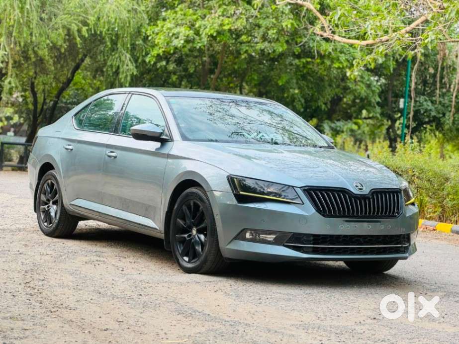 Skoda Superb 2.0 Tsi At L&k, 2018, Petrol