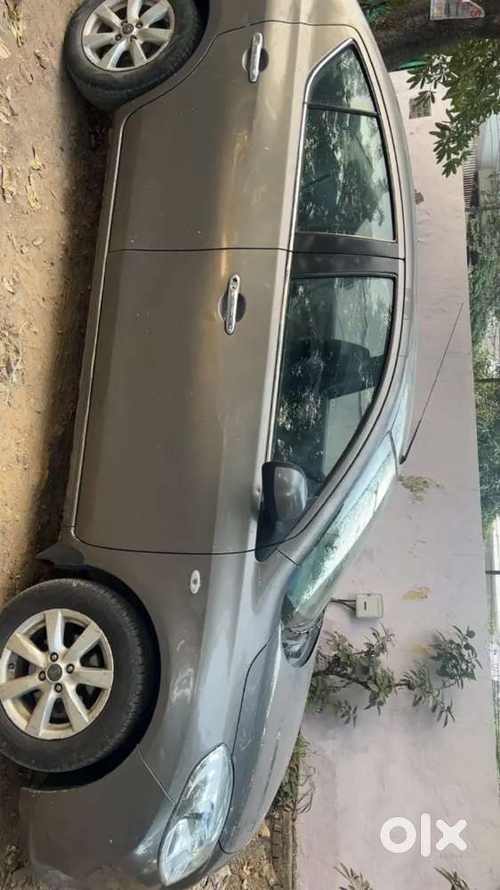 Nissan Sunny Petrol Just In 1.35 Lacs