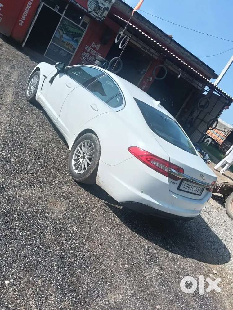 Jaguar Xf 2013 Diesel 100000 Km Driven