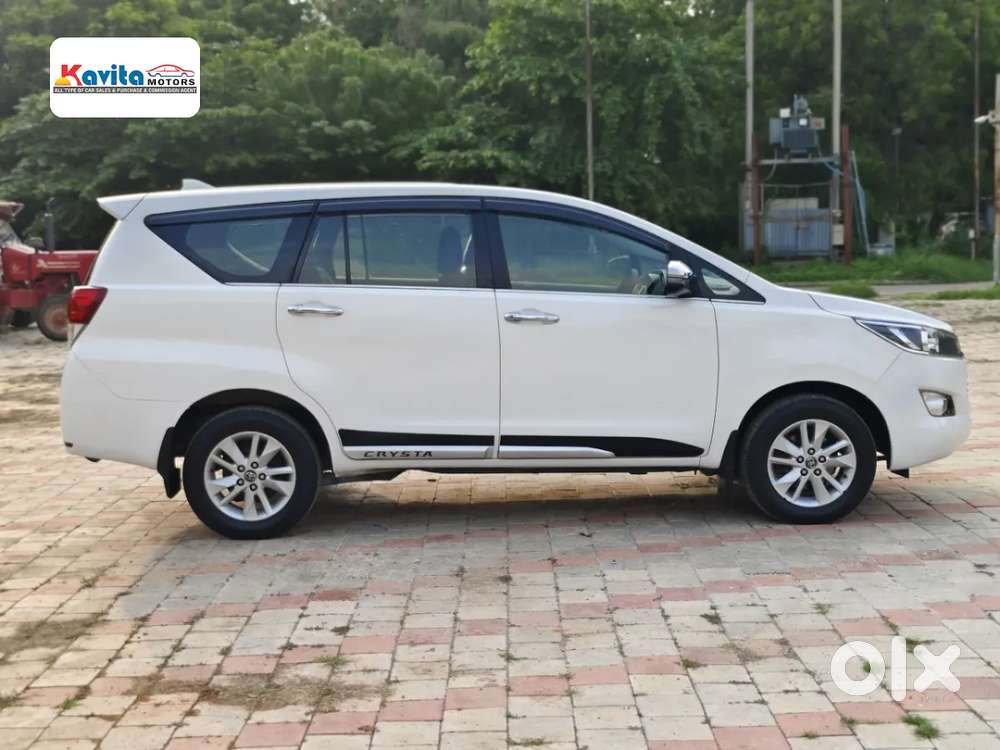 Toyota Innova Crysta [2020-ongoing] 2.4 Gx 8 Str, 2019, Diesel