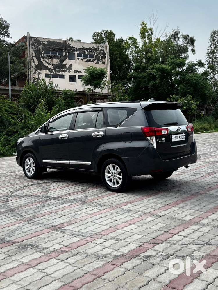 Toyota Innova Crysta 2.8 Zx At, 2017, Diesel