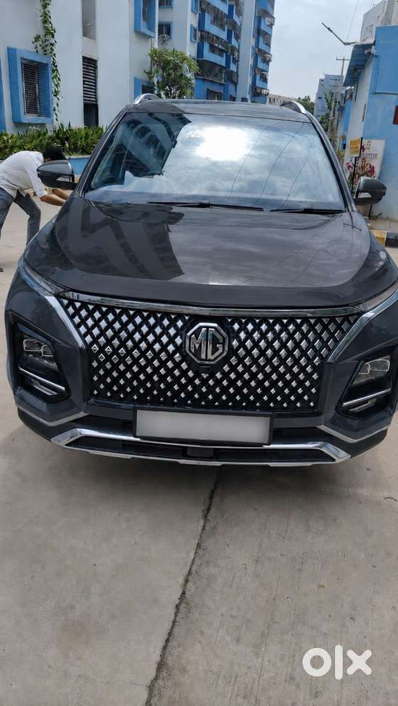 Mg Hector Plus Petrol 2024 - Top End