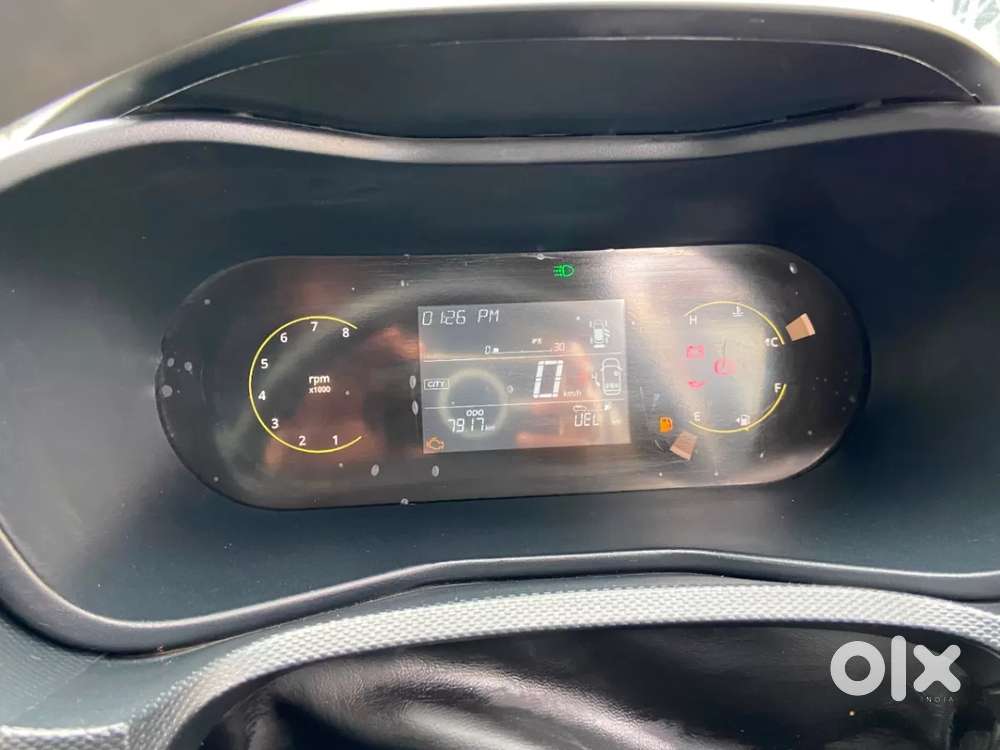 Tata Nexon Pure (s) 1.2 Petrol 6amt, 2025, Petrol