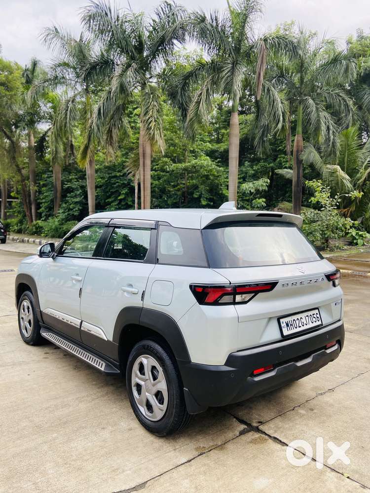 Maruti Suzuki Brezza 1.5 Vxi At Smart Hybrid, 2025, Petrol