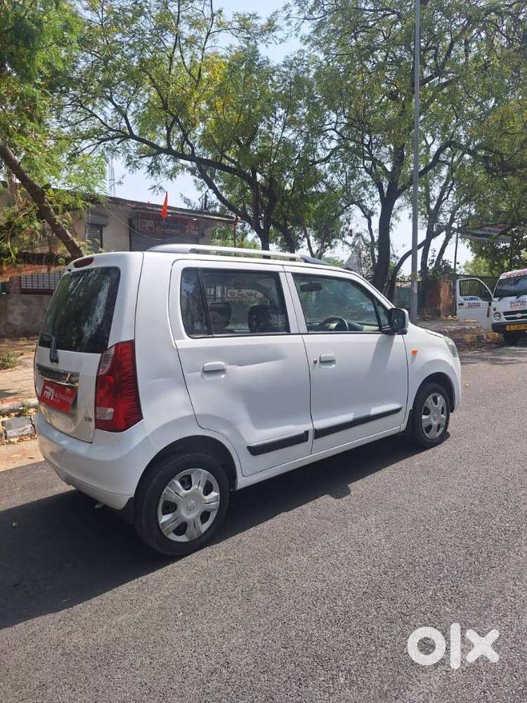 Maruti Suzuki Wagon R Vxi Optional, 2019, Petrol