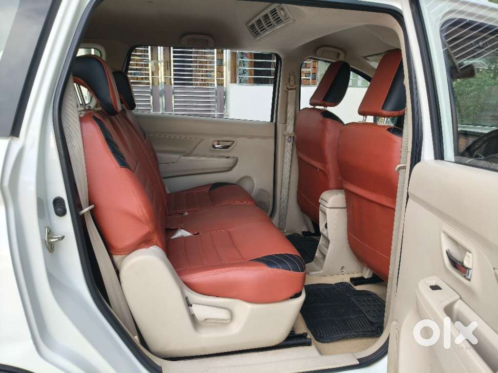Maruti Suzuki Ertiga Zxi Plus Shvs, 2022, Petrol