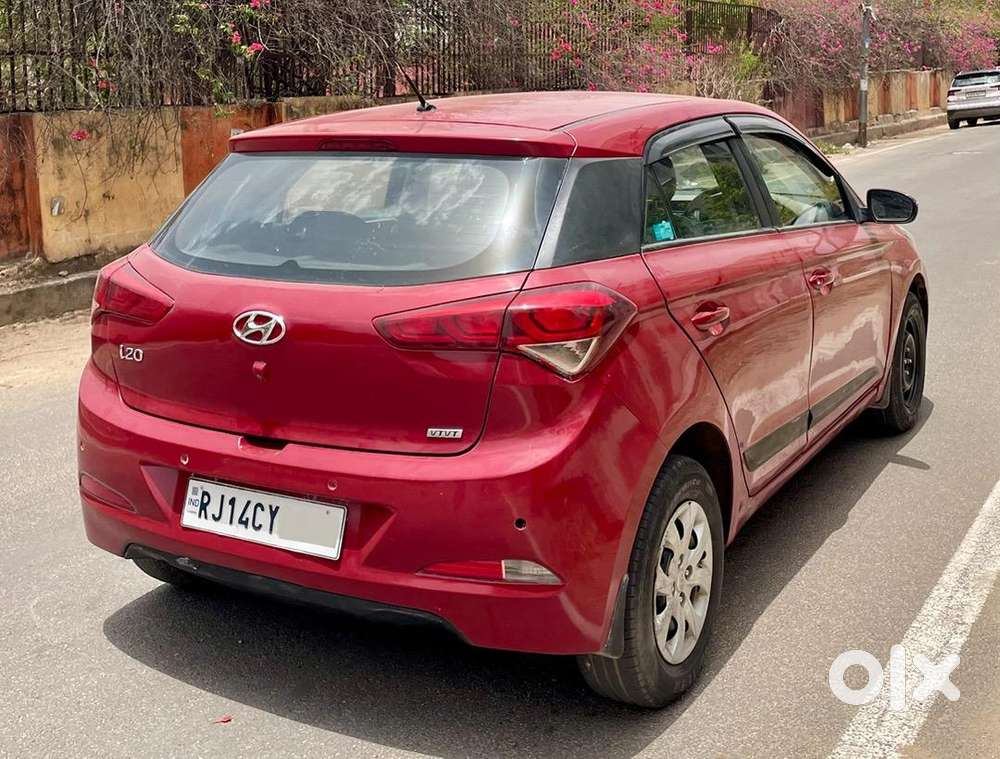 Hyundai I20 Sportz 2015 Petrol