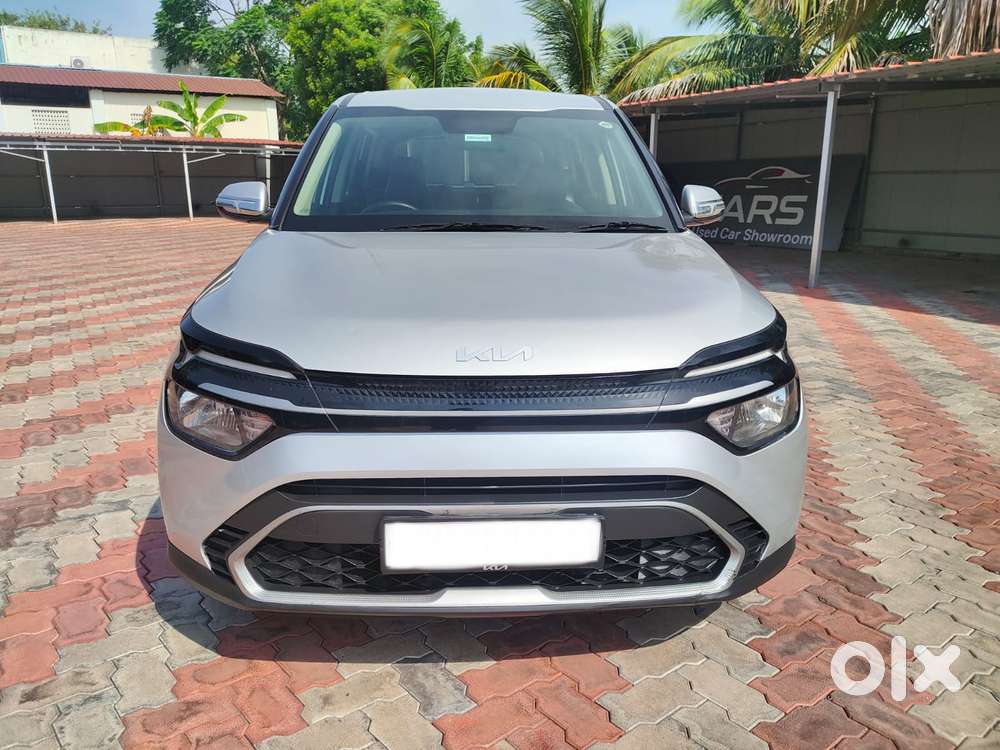Kia Carens, 2024, Petrol