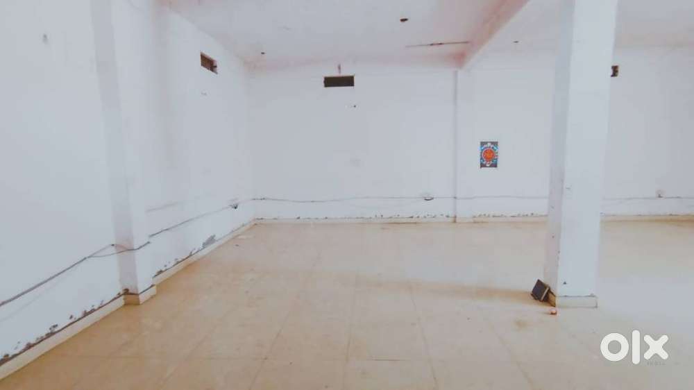 Rent- Sale : Warehouse, office, banks, multiuse hall