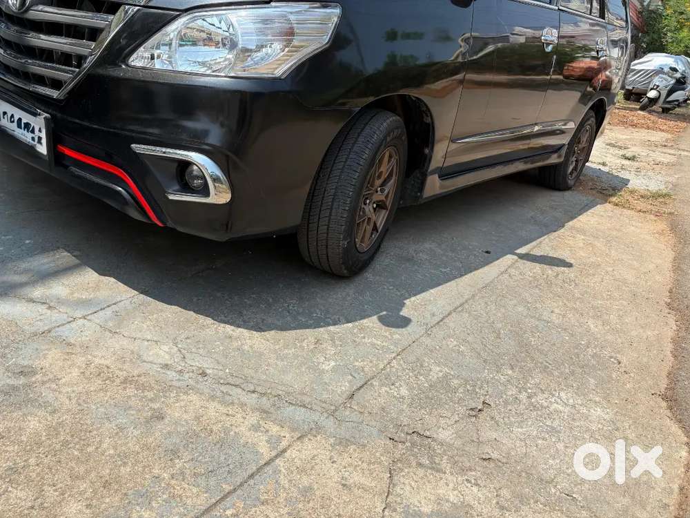Toyota Innova 2006 Diesel Well Maintained