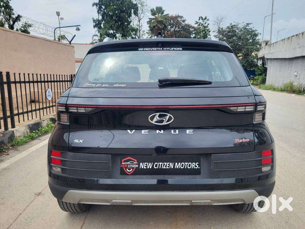 Hyundai Venue 1.0 Sx (o) Turbo Dct, 2024, Petrol