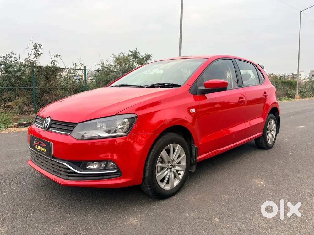 Volkswagen Polo Petrol Highline 1.2l, 2015, Petrol