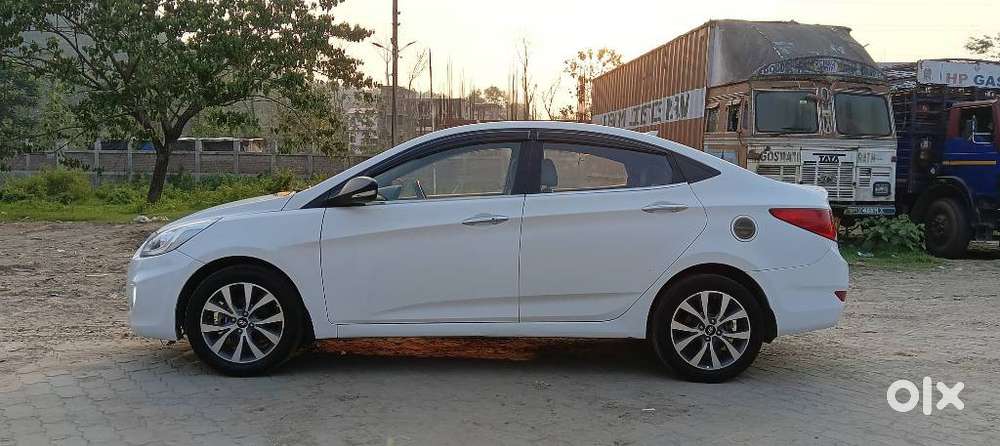 Hyundai Fluidic Verna 1.6 Vtvt Sx, 2014, Petrol