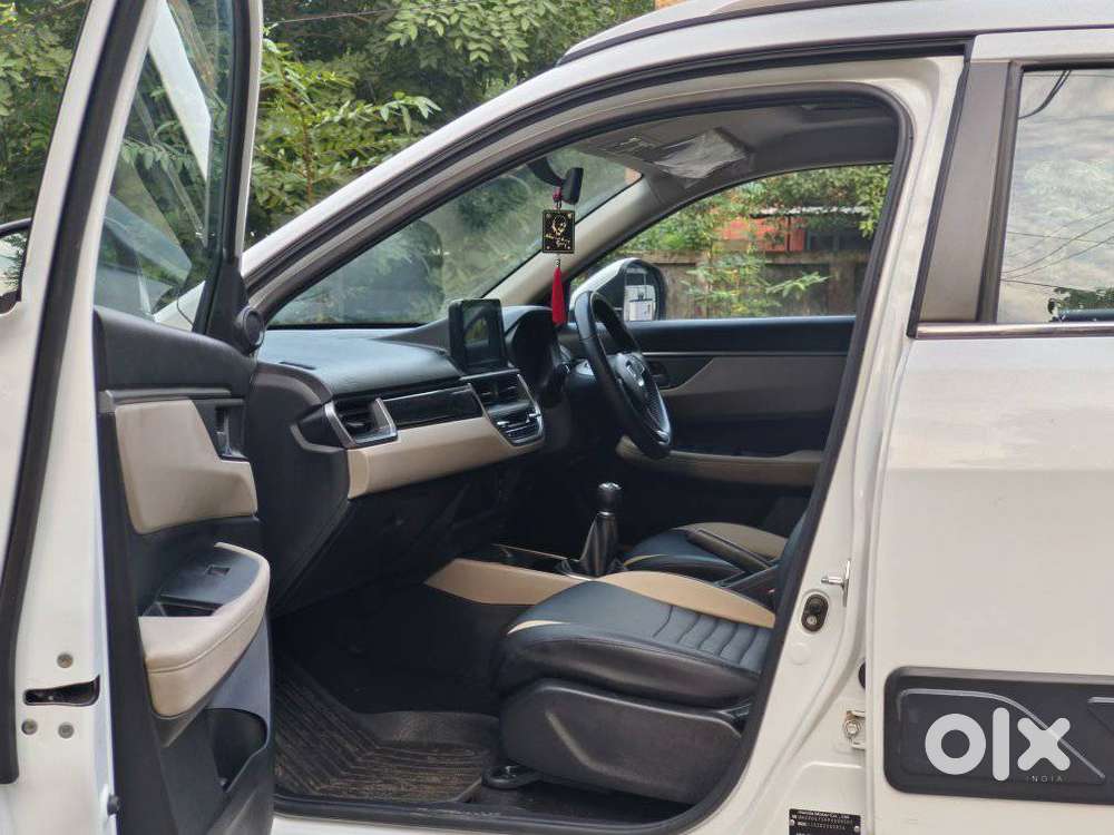 Honda Elevate Vx Mt, 2023, Petrol