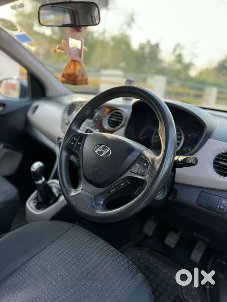Hyundai Grand I10 Sportz 1.2 Kappa Vtvt, 2015, Petrol
