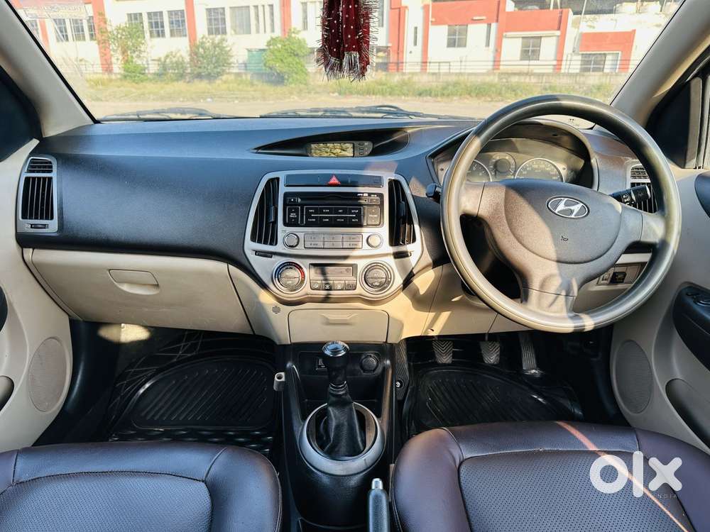 Hyundai I20 2012-2014 Magna Optional 1.2, 2012, Cng & Hybrids