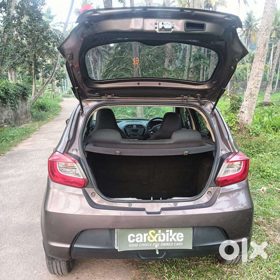 Tata Tiago 1.2 Revotron Xt, 2018, Petrol