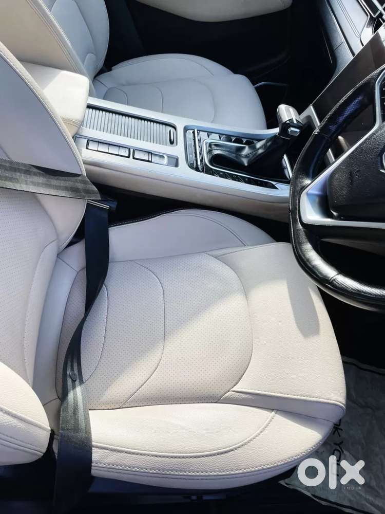 Mg Hector Plus Savvy Pro 1.5 Turbo Petrol Cvt 6 Str, 2023, Petrol