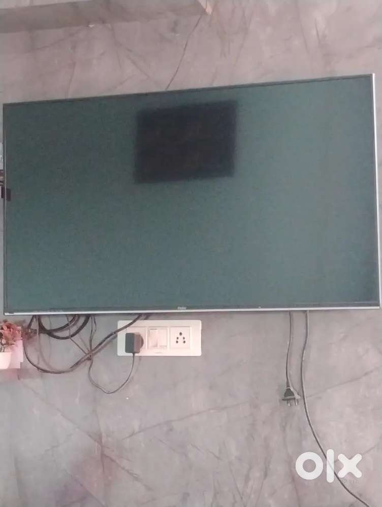 Haier Semi smart TV