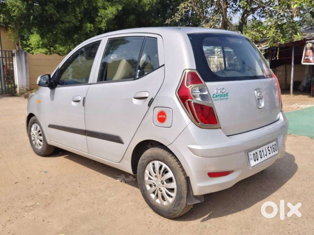 Hyundai I10 Sportz, 2015, Petrol