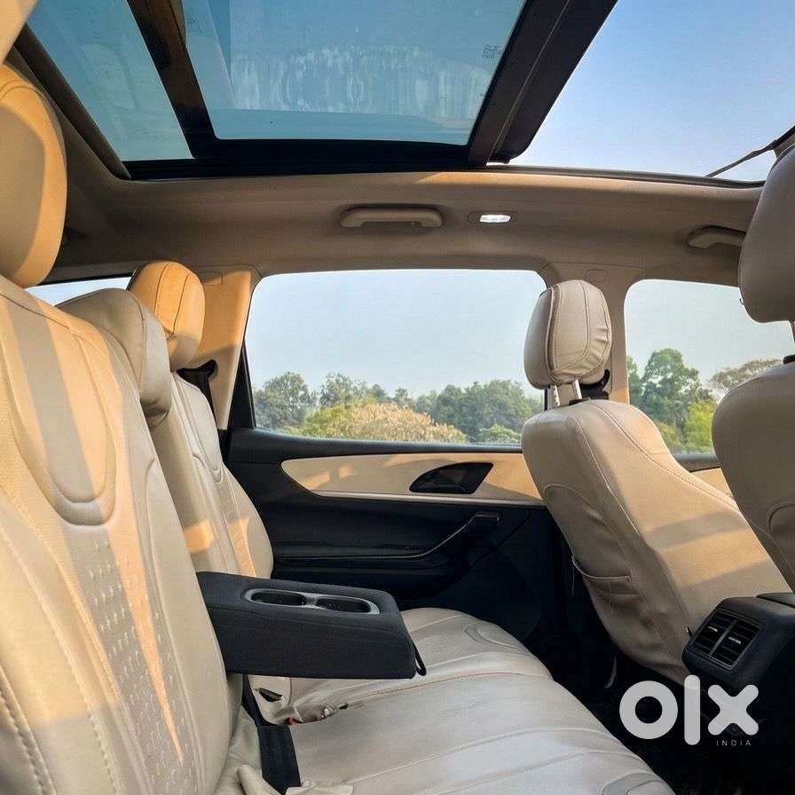 Mahindra Xuv700 2.2 Ax 5 Diesel Mt 7 Str, 2023, Diesel