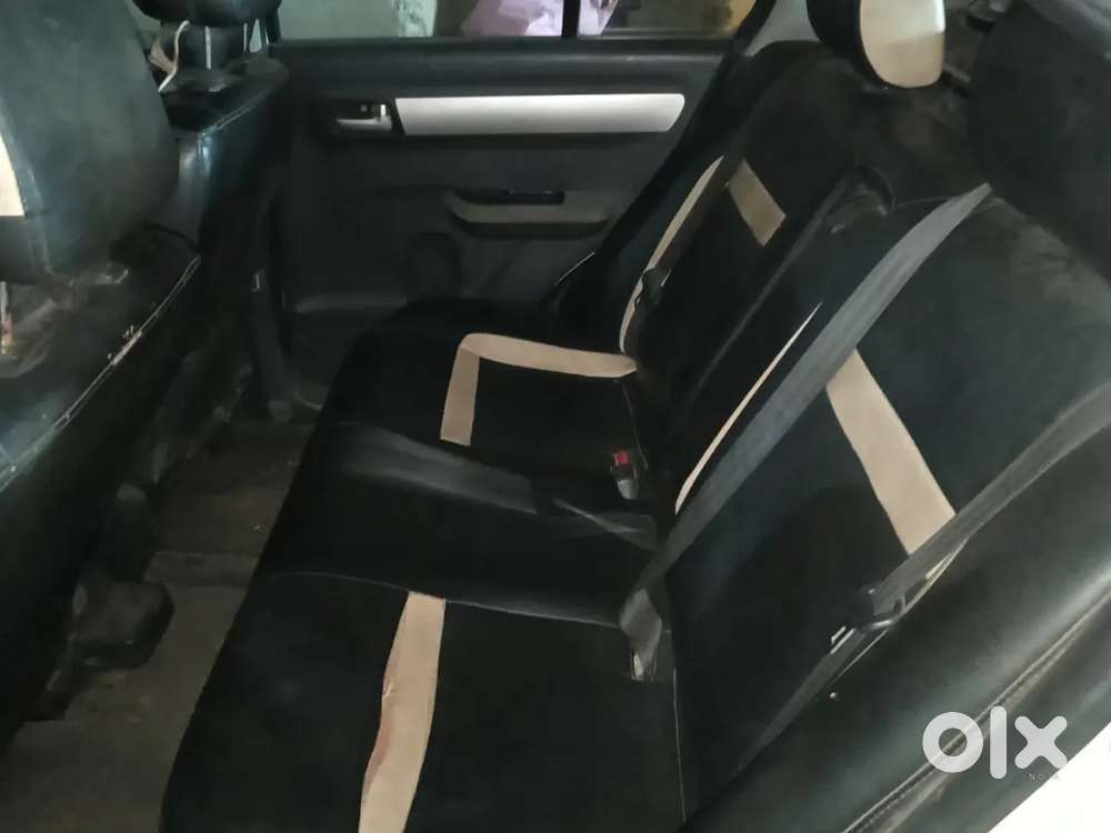 Maruti Suzuki Swift 2012 Petrol Automatic