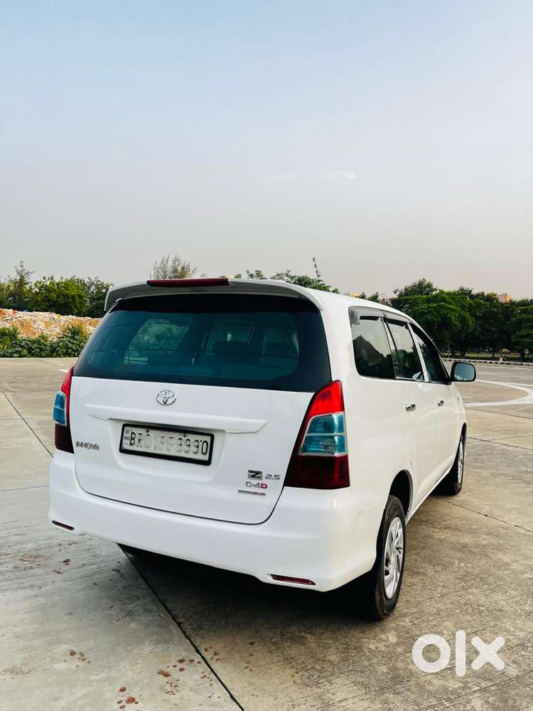 Toyota Innova 2.5 G (diesel) 8 Seater, 2016, Diesel