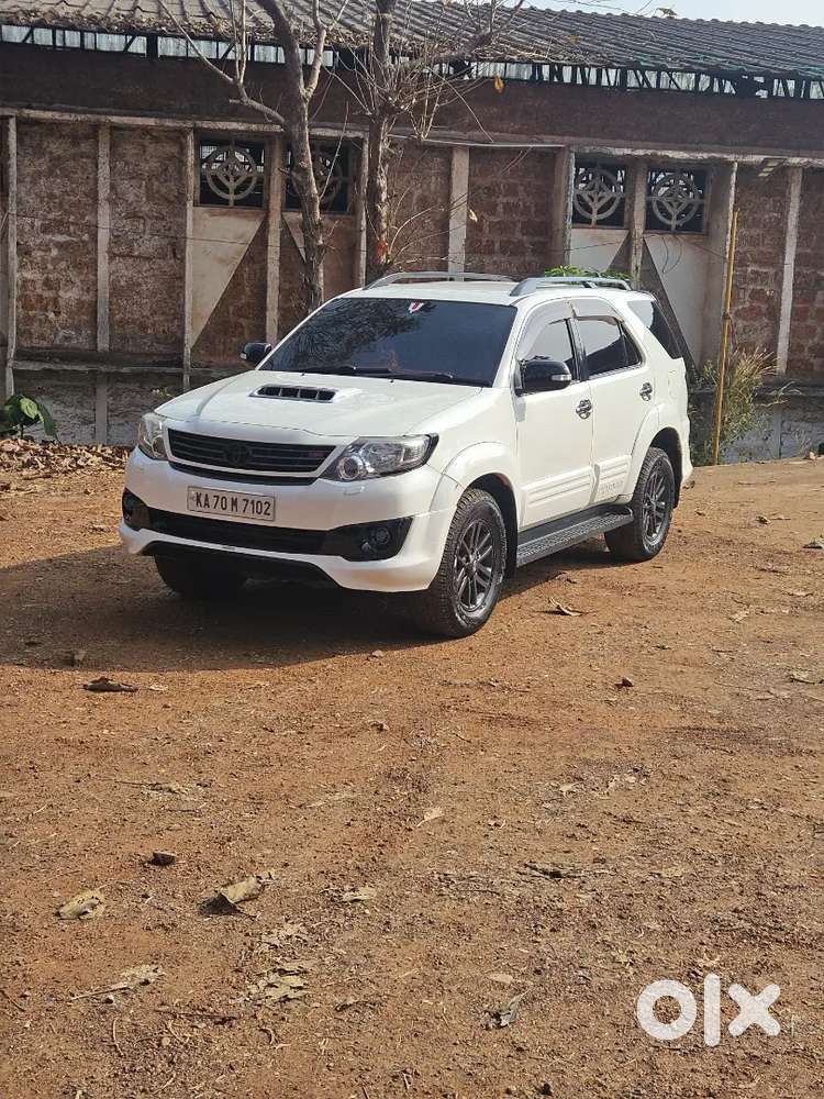 Toyota Fortuner 2015 Diesel Well Maintained