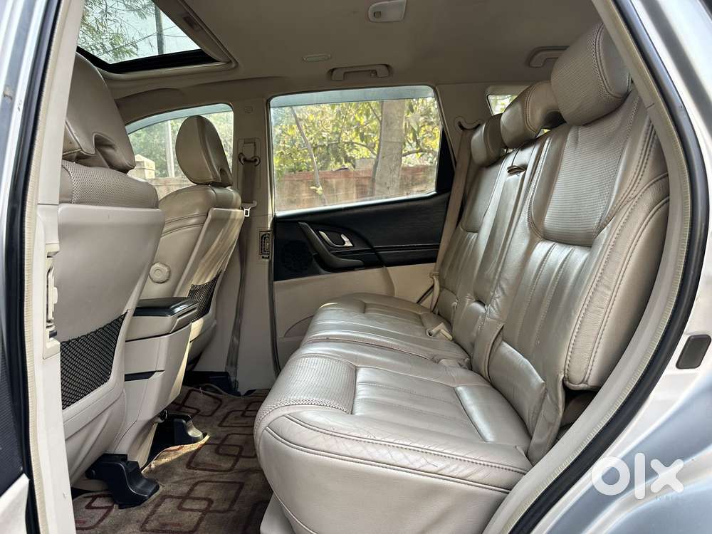 Mahindra Xuv500 2.2 W10, 2015, Diesel