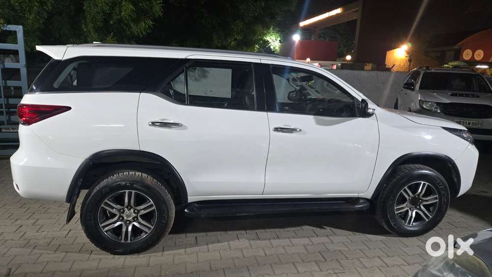 Toyota Fortuner 3.0 4x2 Automatic, 2017, Diesel