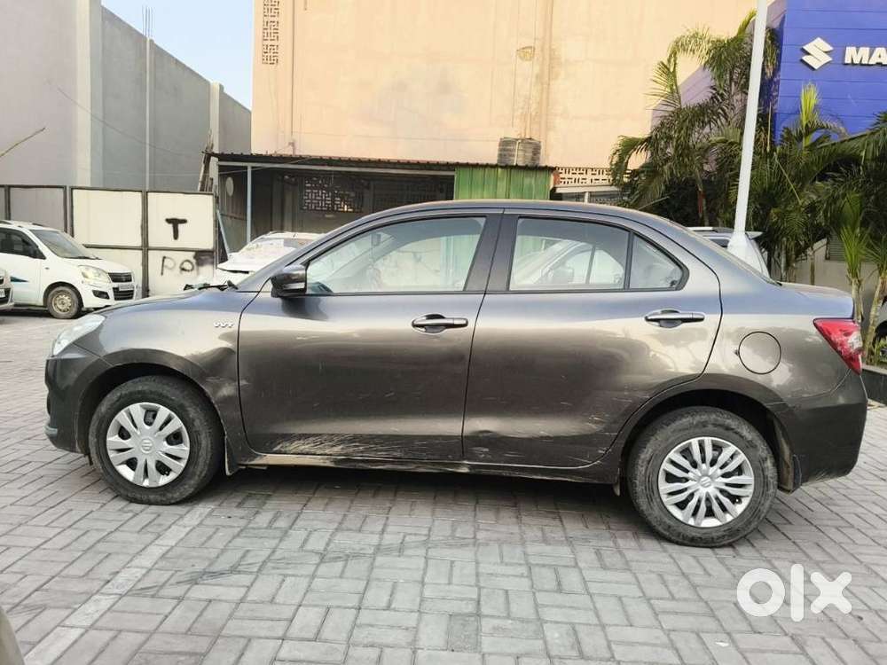 Maruti Suzuki Dzire 1.2 Vxi, 2017, Petrol