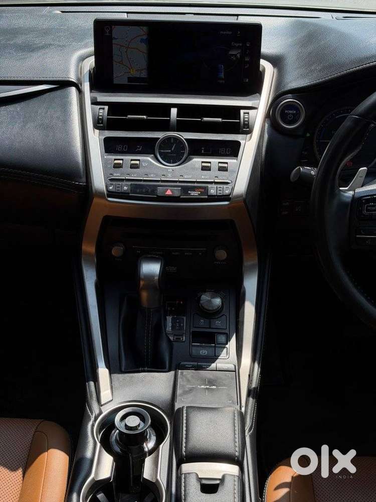 Lexus Nx 300h, 2019, Petrol